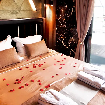 Luxury Designed Suite Penthouse Center Near Metro Jaccuzi Fireplace View Bar Art Athens Exterior photo